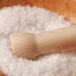 how much sodium in a teaspoon of salt